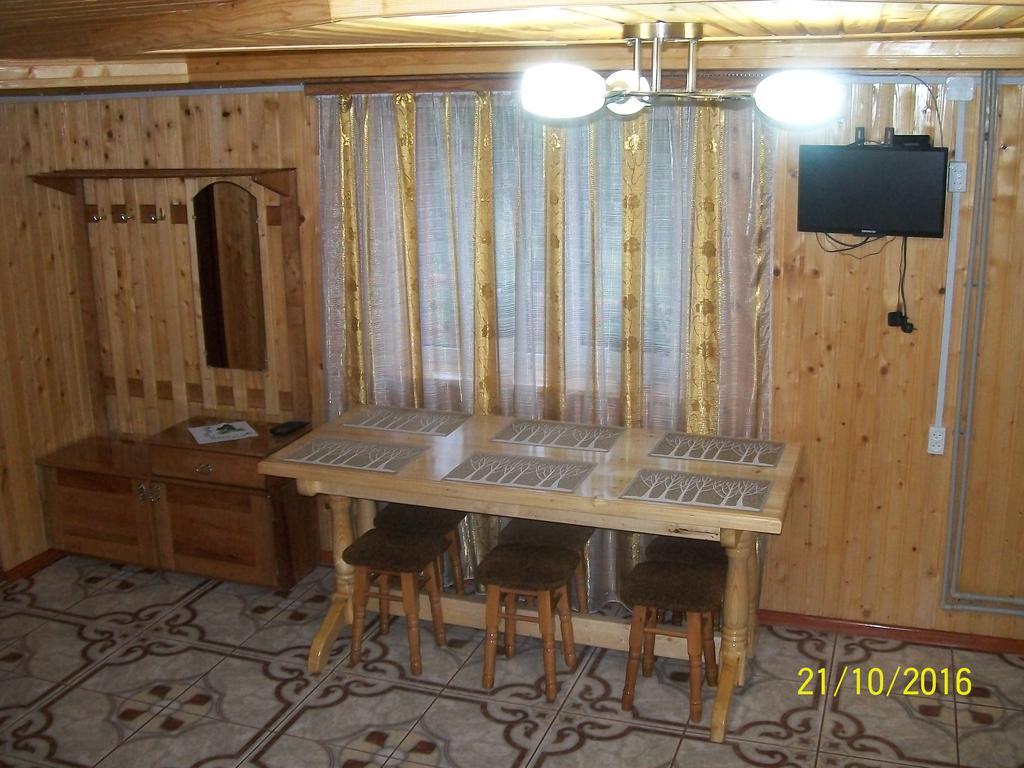 Holiday Home Melodiya Karpat ヤレムチャ エクステリア 写真